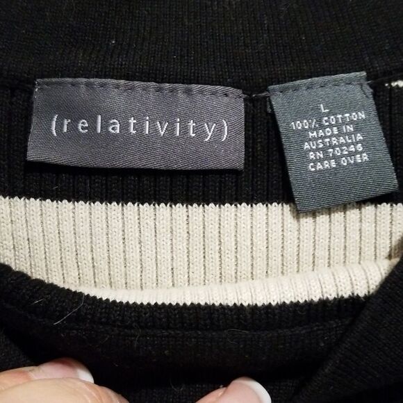 (RELATIVITY) women's ribbed sweater black tan size large graphic stripe - Picture 4 of 5